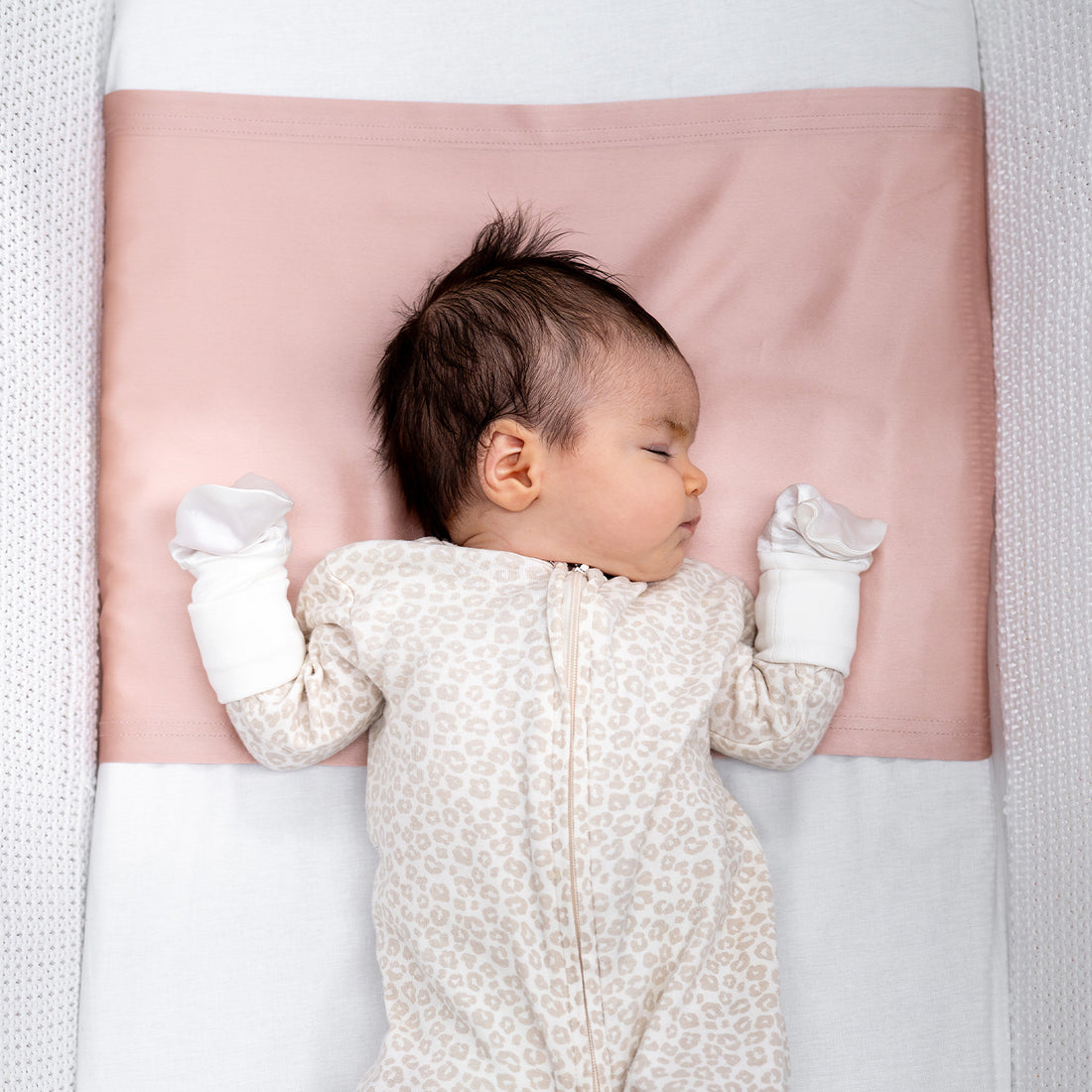 Silk Bassinet Sleeve